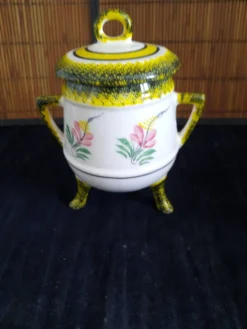 Pot Tripode avec Couvercle - Faïence Henriot Quimper - Décor Breton