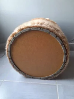 Pouf coffre cylindrique en fausse fourrure 1970