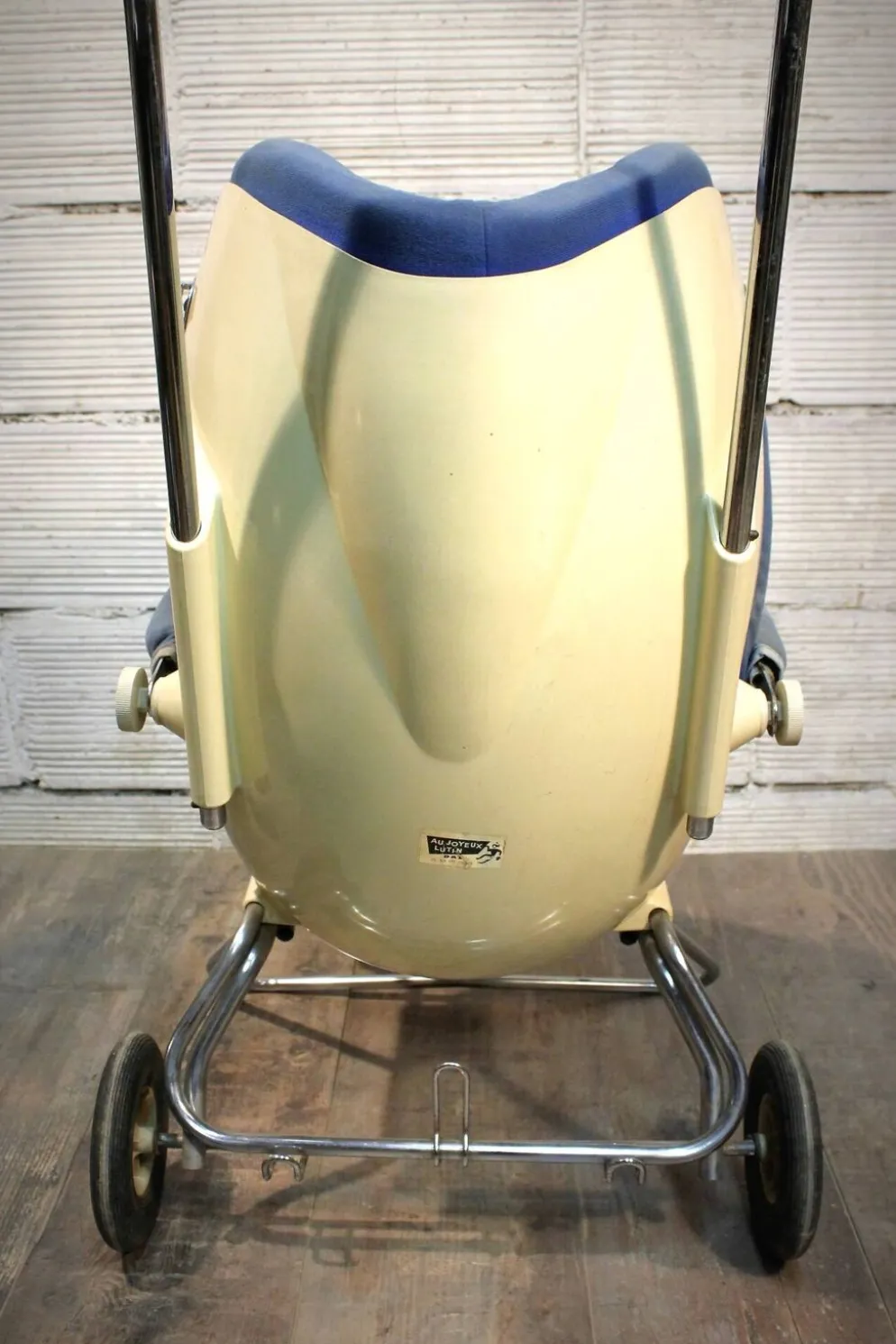 Poussette Space Age 1970s