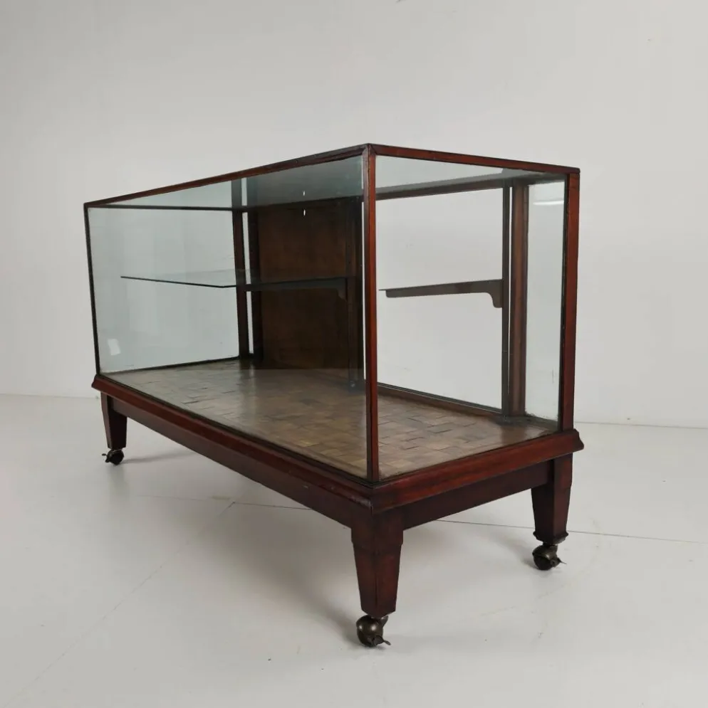 Présentoir de magasin anglais / comptoir de magasin (1910–1920)