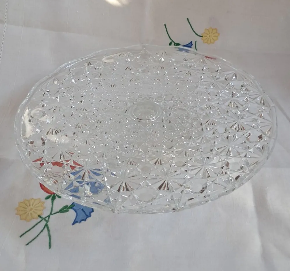 Présentoir à gâteau vintage en verre moulé pointe de diamant - Ø 32 cm