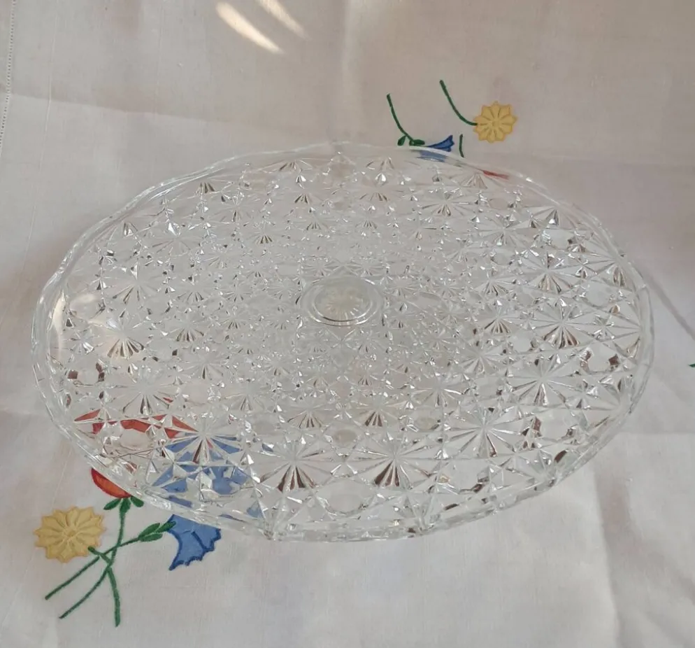 Présentoir à gâteau vintage en verre moulé pointe de diamant - Ø 32 cm