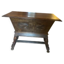 Pétrin provençal ancien en bois sculpté (Maie)