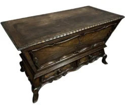 Pétrin style Louis XV en noyer massif