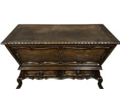 Pétrin style Louis XV en noyer massif
