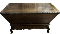 Pétrin style Louis XV en noyer massif