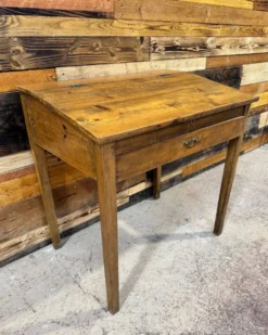 Pupitre ancien