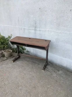 Pupitre ancien