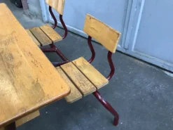Pupitre bureau d'écolier banc vintage