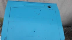 Pupitre écolier bleu avec emplacement encrier