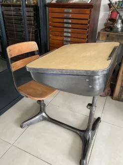 Pupitre d'écolier américain vintage