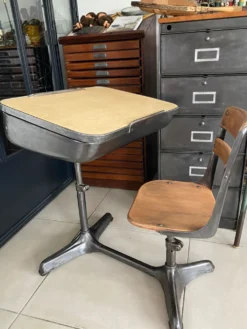 Pupitre d'écolier américain vintage