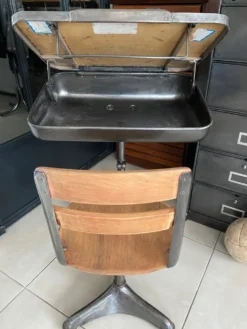Pupitre d'écolier américain vintage