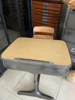Pupitre d'écolier américain vintage
