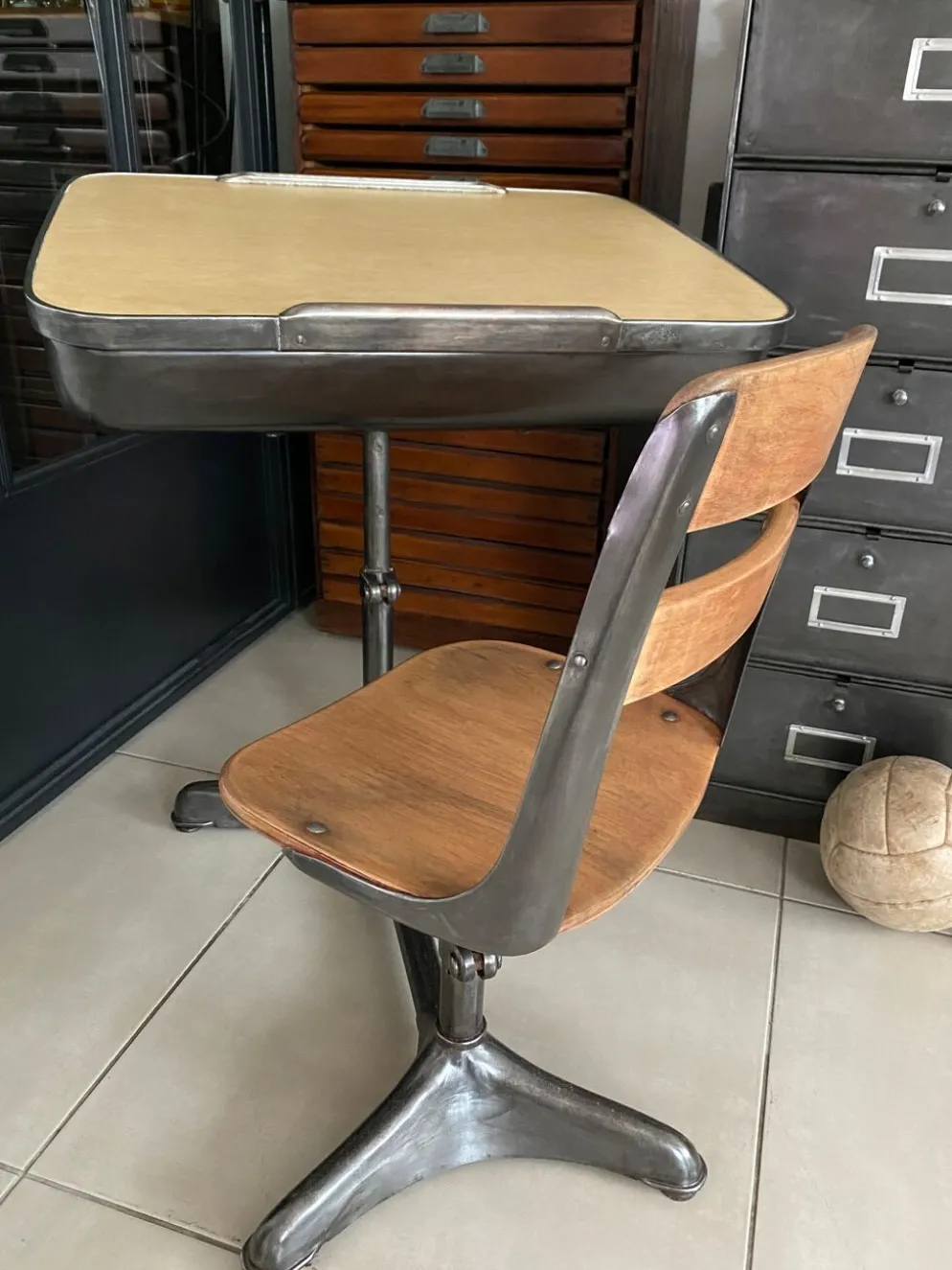 Pupitre d'écolier américain vintage