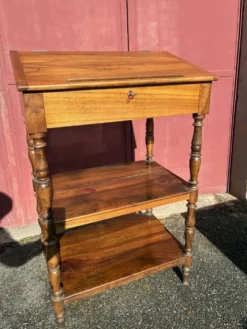 Pupitre en bois