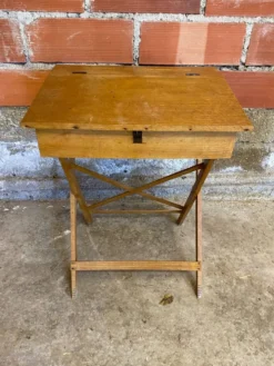 Pupitre pliant ancien enfant en bois avec case années 50 vintage