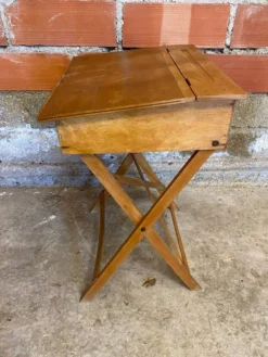 Pupitre pliant ancien enfant en bois avec case années 50 vintage