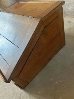 Pupitre à poser d’écolier ancien en chêne