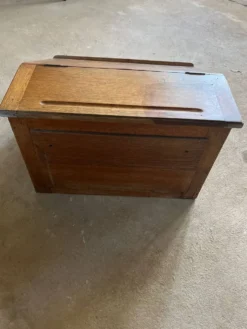 Pupitre à poser d’écolier ancien en chêne
