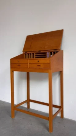 Pupitre vintage en chêne