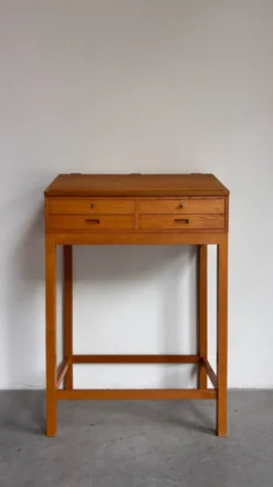 Pupitre vintage en chêne