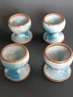 Quatre coquetiers en grès poterie Saint Amand Roger Jacques vintage