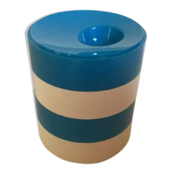 Quatre coquetiers ronds bleus et blancs année 70
