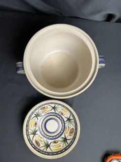 Quimper Keraluc, marmite ou soupièreen faïence polychrome vintage vers 1960