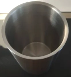 Rafraîchisseur à vin isotherme en inox brossé – Design épuré vintage