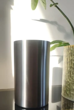 Rafraîchisseur à vin isotherme en inox brossé – Design épuré vintage