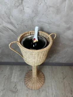 Rafraîchissoir en rotin