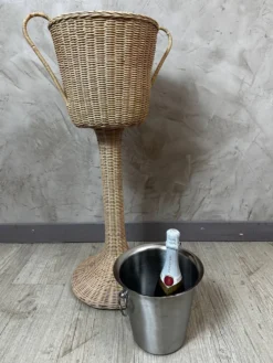 Rafraîchissoir en rotin