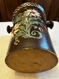 Rafraîchissoir à vin blanc ancien en céramique vernissée – décor flora
