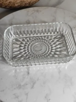 Ramequin / beurrier en verre moulé