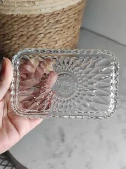Ramequin / beurrier en verre moulé