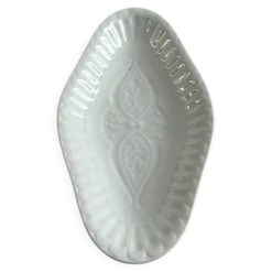 Ramequin ravier ovale en porcelaine blanche — motif floral en relief