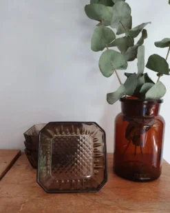 4 ramequins en verre ambré