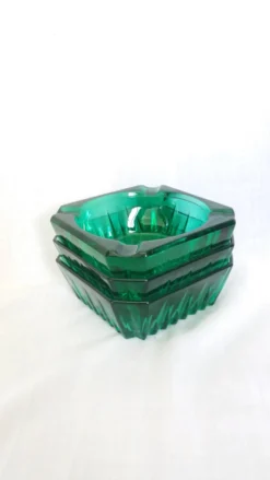 Ramequins en verre vert émeraude Arcoroc, verrerie cristallerie d’Arques