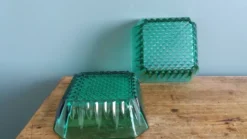 Ramequins en verre vert émeraude Arcoroc, verrerie cristallerie d’Arques