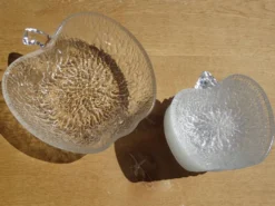Ramequins et saladier en forme de pomme
