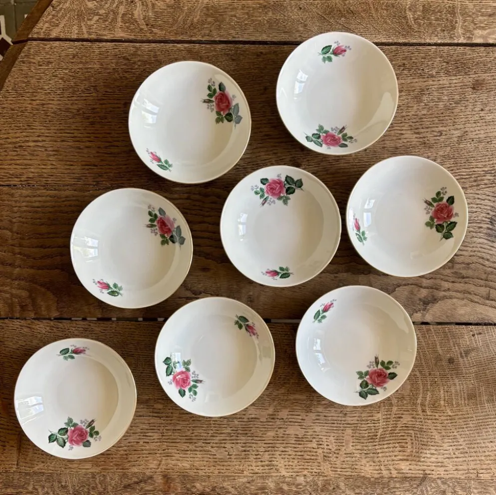 8 ramequins vintage en porcelaine