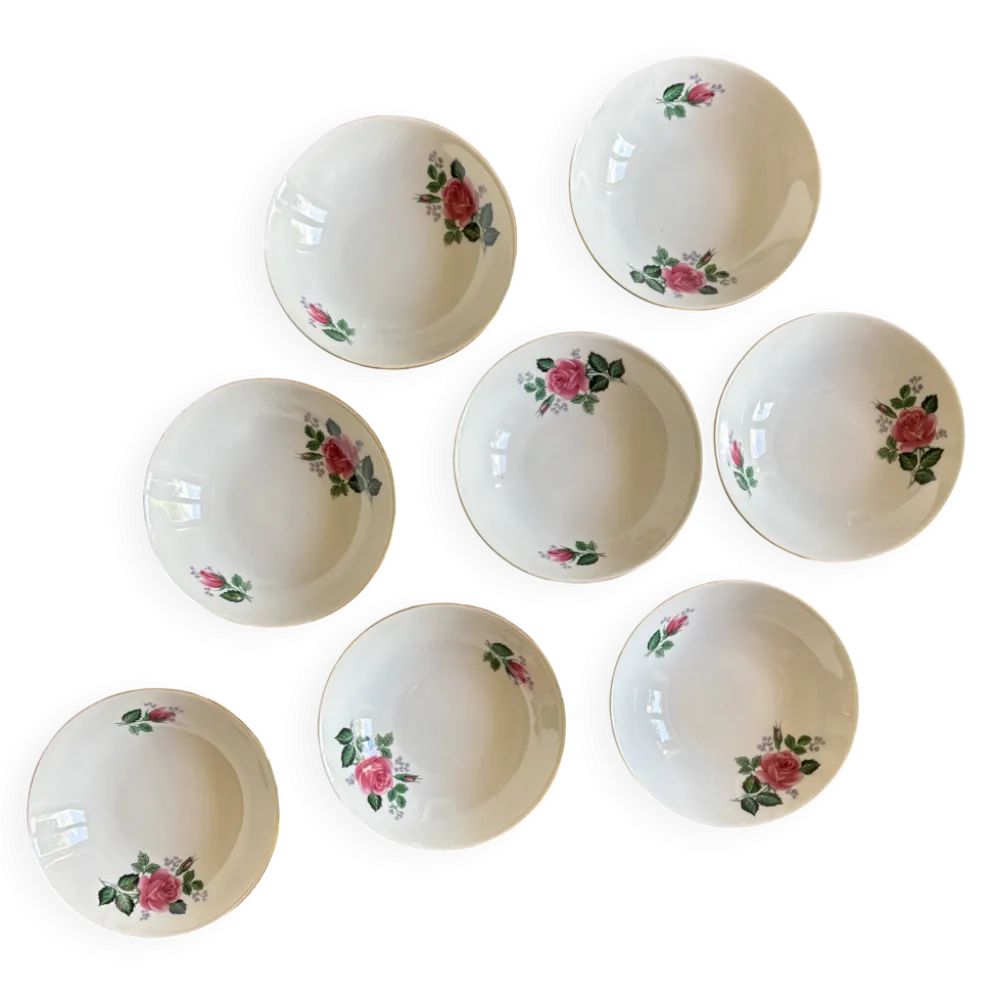 8 ramequins vintage en porcelaine