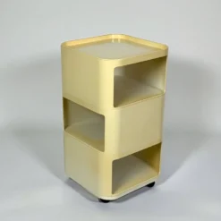 Rangement Kartell Componibili crème avec trois modules, vintage italien des années 1960.