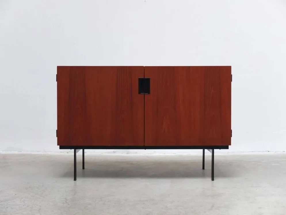 Rare buffet 'DU02' par Cees Braakman pour Pastoe, 1958
