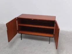 Rare buffet 'DU02' par Cees Braakman pour Pastoe, 1958