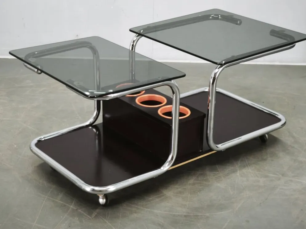 Rare chariot de bar en chrome, verre fumé et bois des années 1970, style Space Age