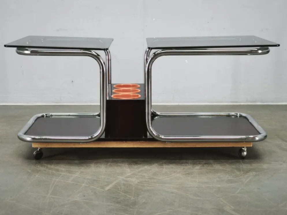 Rare chariot de bar en chrome, verre fumé et bois des années 1970, style Space Age
