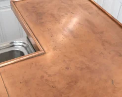 Rare comptoir en cuivre et chêne des années 60 260cm