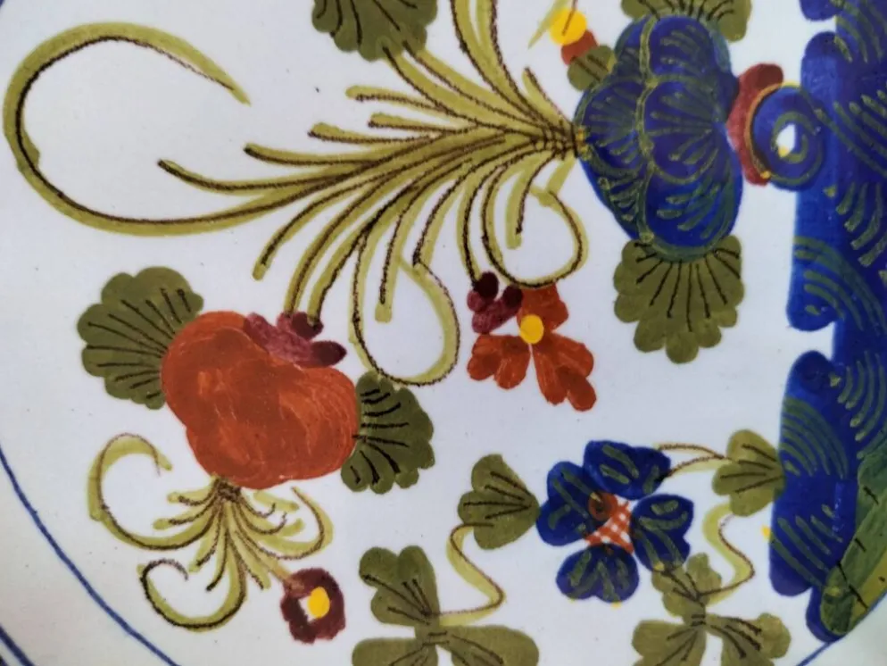 Rare duo d’assiettes italiennes en faïence – CACF Faenza